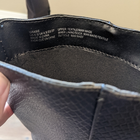 JustFab Black Grasie Block Heel boot size 6.5 - Picture 7 of 8